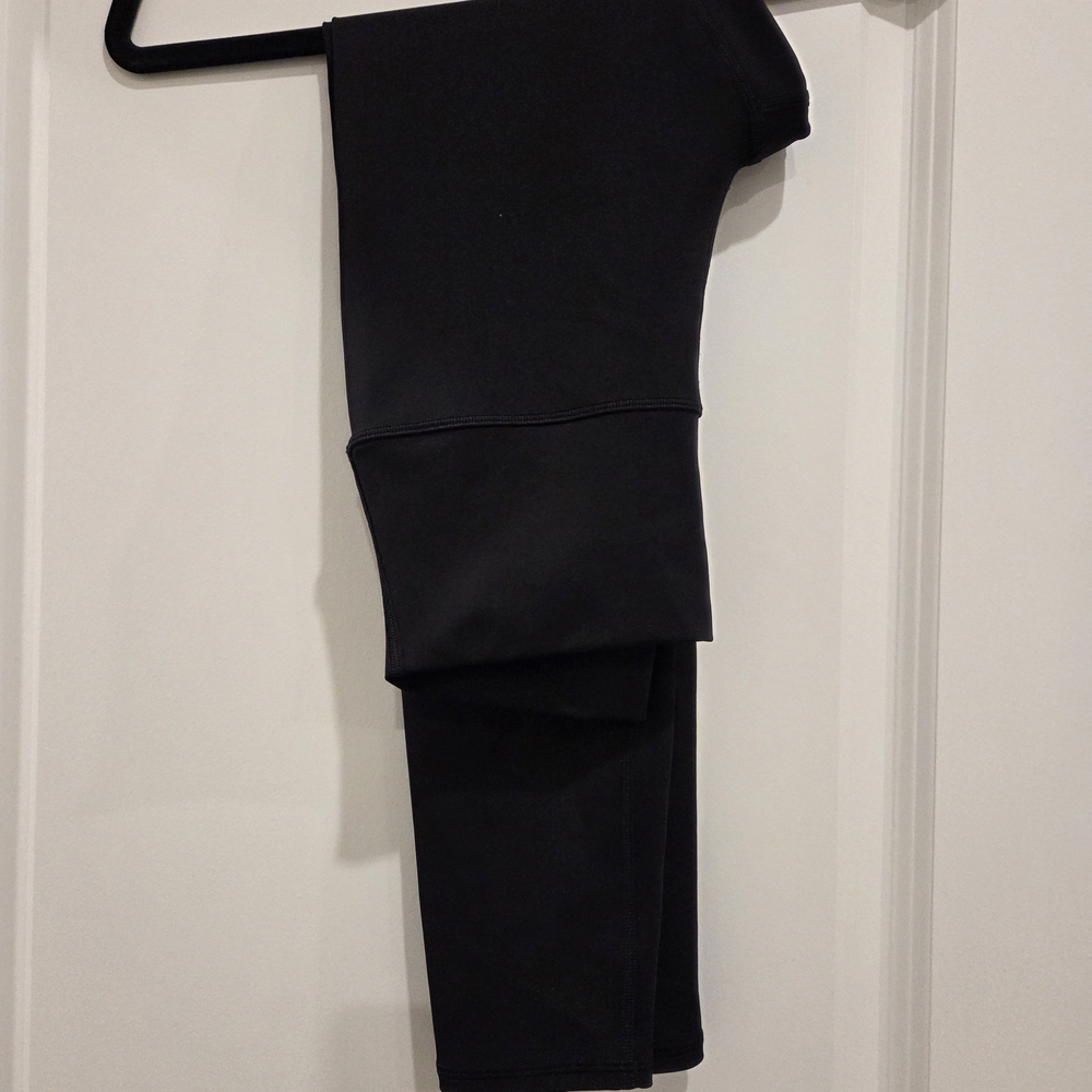 ALO Yoga Black Leggings